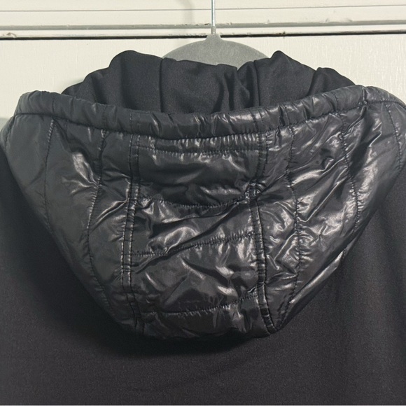 Disney Parks runDisney Black Hooded Hybrid Jacket Women’s Large | Winter Runner - Picture 11 of 14